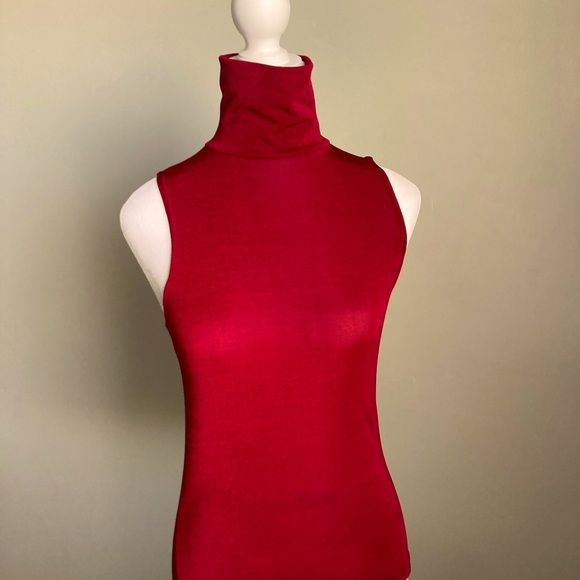 Sheer turtle neck tank. Red. Stretchy & form fitting. Size S brand unknown - Picture 3 of 5